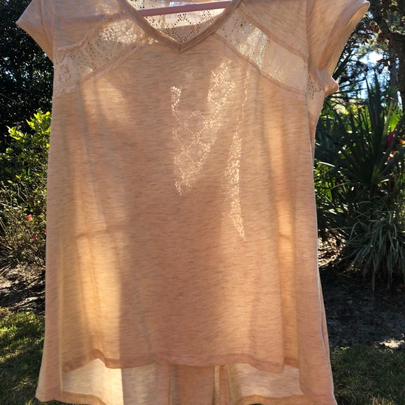 NWT Taylor and Sage ivory loose top with lace - Picture 7 of 7